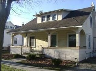 112 Chestnut St, Adrian, MI 49221