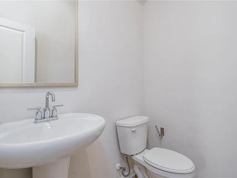 1472 Villageside Ct — Photo 15