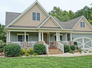 8057 Hagers Ferry Rd, Denver, NC 28037