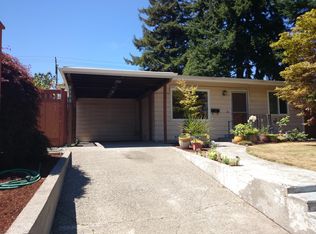 8633 32nd Ave SW, Seattle, WA 98126