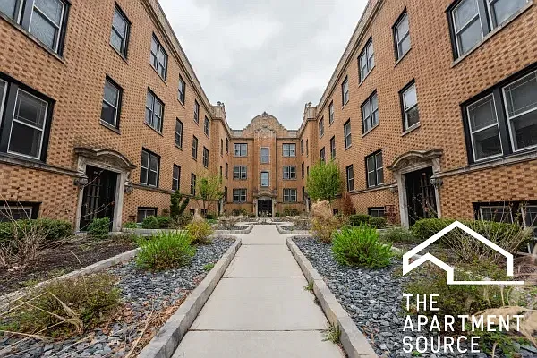 3817 N Sheffield Ave #2W — Photo 8