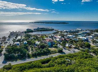 3 Cedar St, Cedar Key, FL 32625