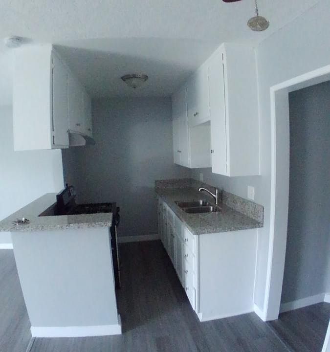 2nd image of 1170 Daisy Ave APT 7