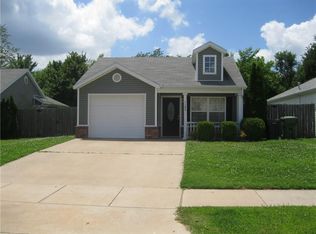 1108 S C Ct, Rogers, AR 72756