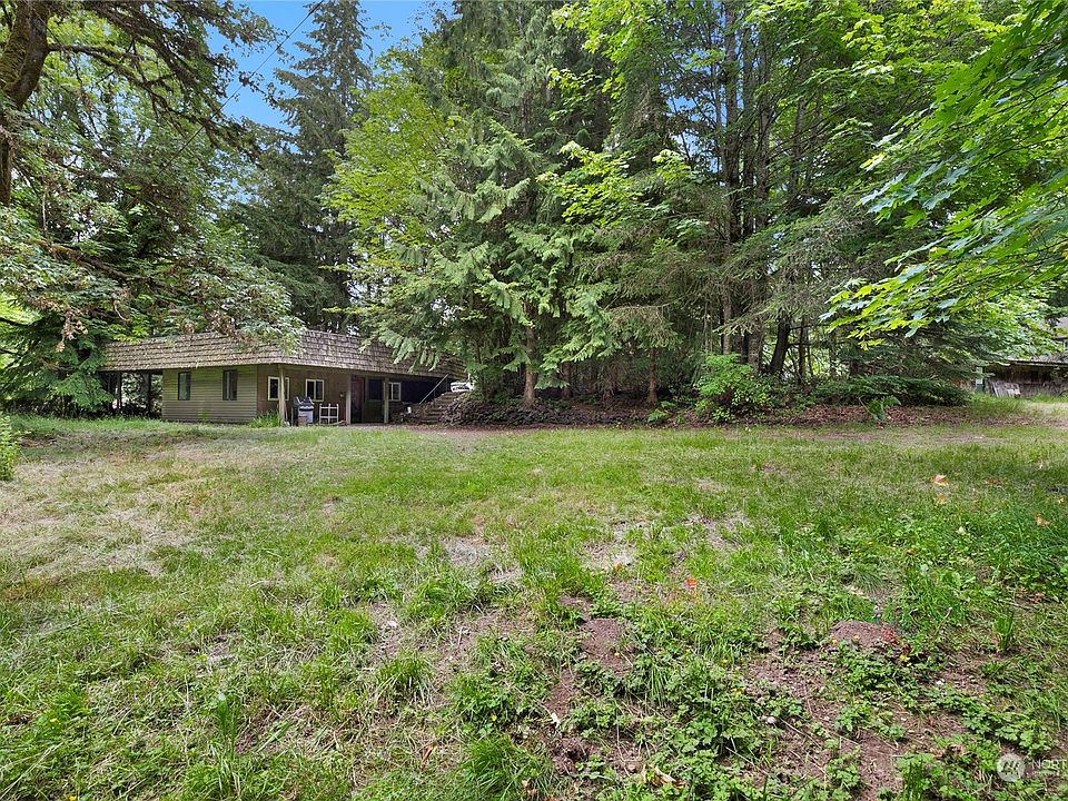 1st image of 4049 Rainwood Drive NW