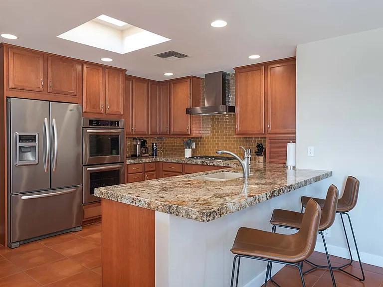 132 Yale Dr — Photo 11