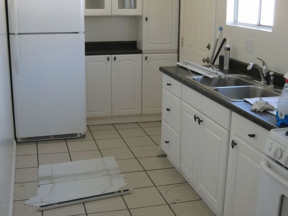2nd image of 1354A E Harvard St