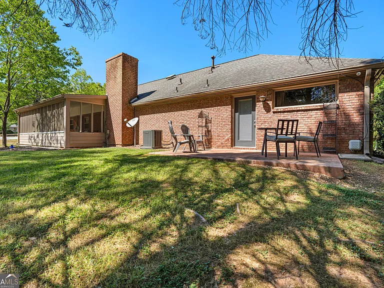 101 Waterwood Bnd — Photo 39