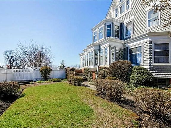 Exterior Front. side