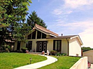 1023 Bermuda Dr, Edwardsville, IL
