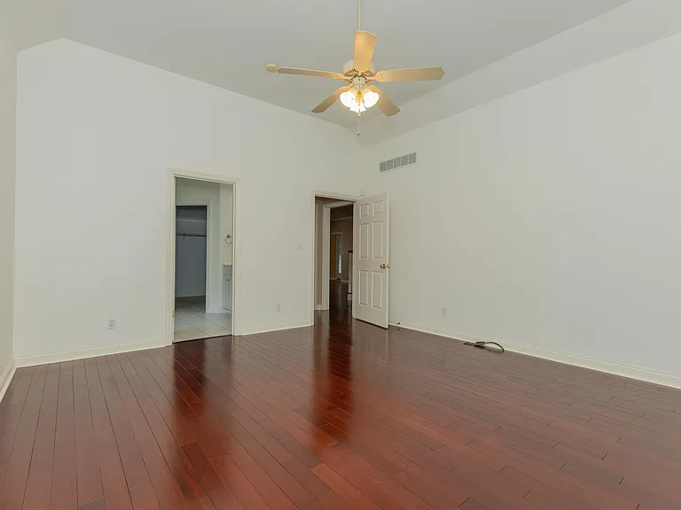 4595 Prescot Dr — Photo 8