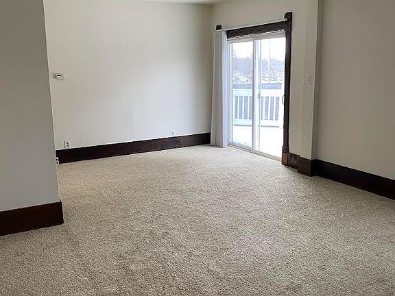 2nd image of 318 Mandt Pkwy #2