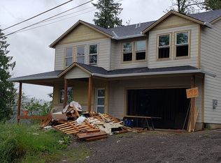 492 SE 4th St, Troutdale, OR 97060
