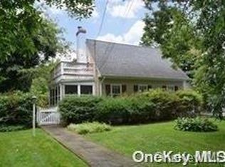 561 Madison Ave, North Baldwin, NY 11510