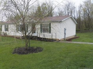 233 Oliver St, Corydon, IN 47112