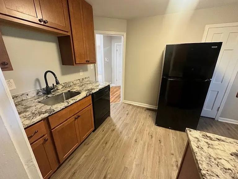 7620 Stanwood Dr — Photo 5