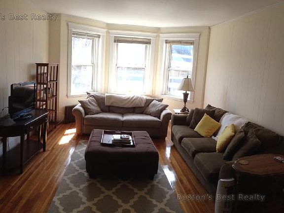 5th image of 11 Englewood Ave APT 7