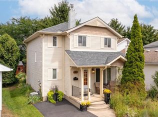 182 Auburn Dr, Waterloo, ON N2K3T1