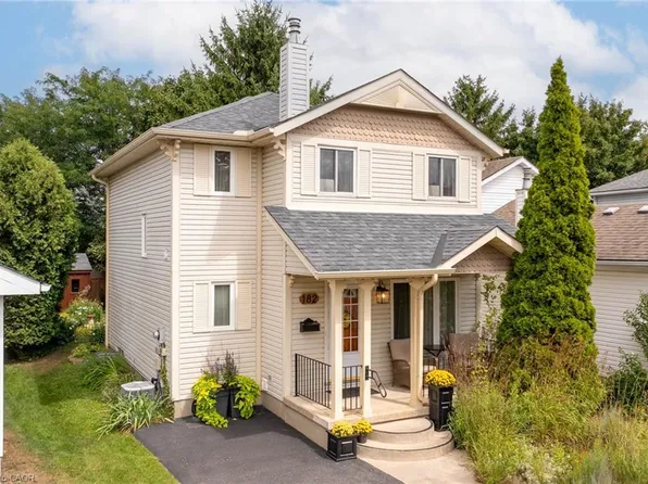 182 Auburn Dr, Waterloo, ON N2K 3T1