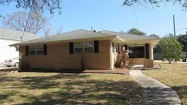 1st image of 5501 Charlotte Dr