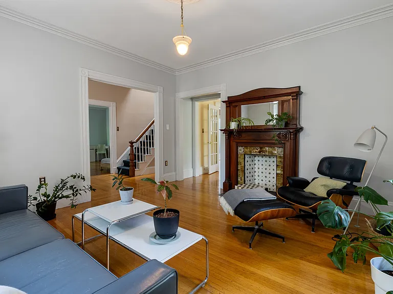 15 Myrtle St — Photo 7