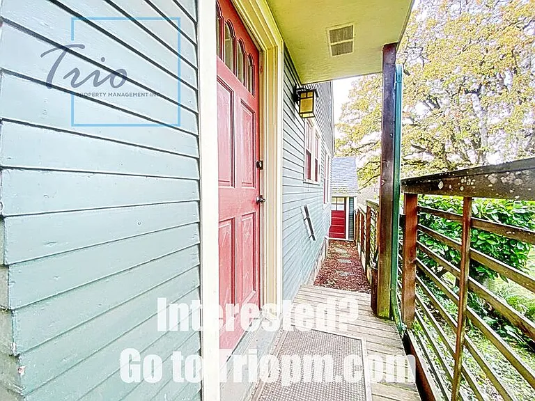 1741 E 25th Ave — Photo 14