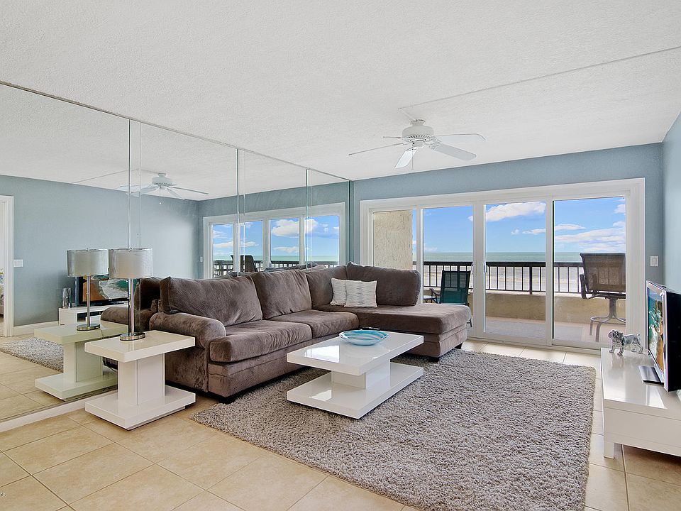 1st image of 707 1ST Street S #202