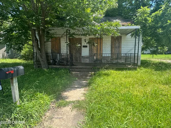 50 Holly St, Jackson, TN 38301