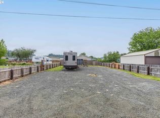 165 N 12th St, Lakeside, OR 97449