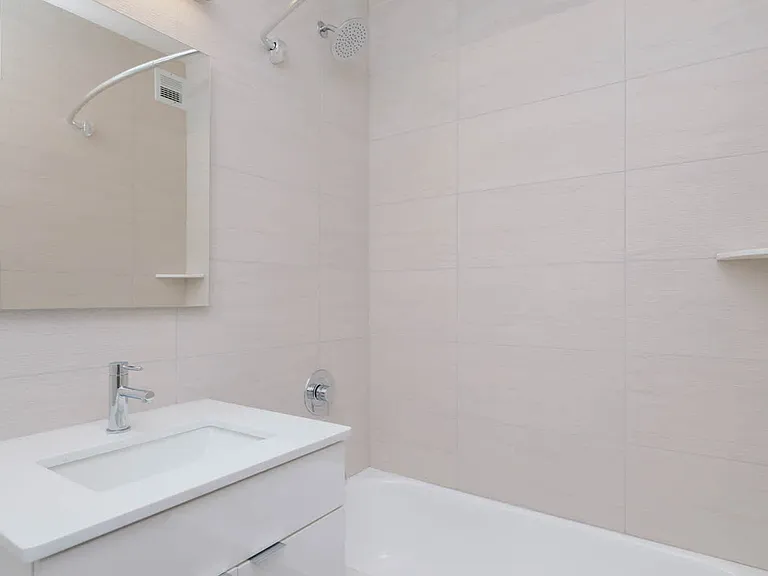 305 W 50th St #19C — Photo 12