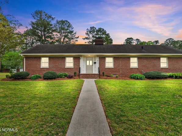 611 N Howard Circle, Tarboro, NC 27886