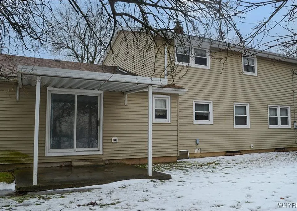 18 Ava Ln