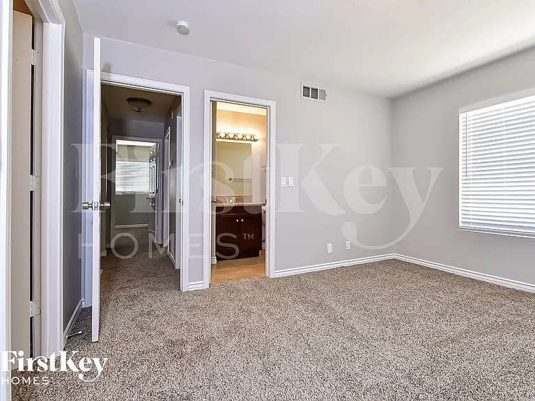 3965 Belhaven St — Photo 9