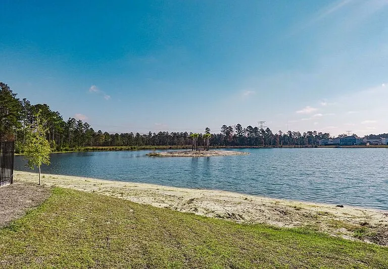 481 Coconut Dr — Photo 43