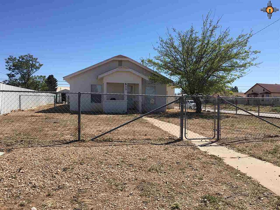 1st image of 611 W Chisum Ave