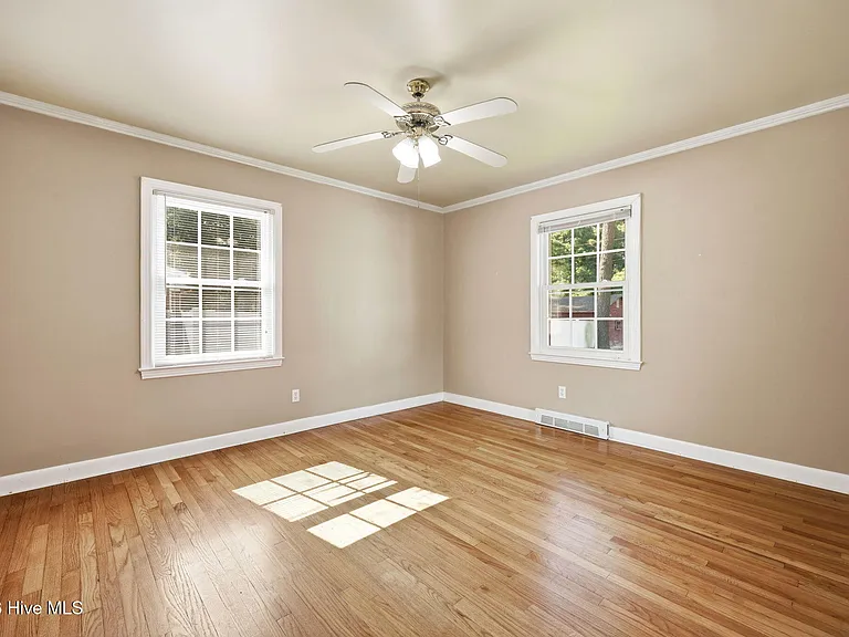 1760 John Small Ave — Photo 37