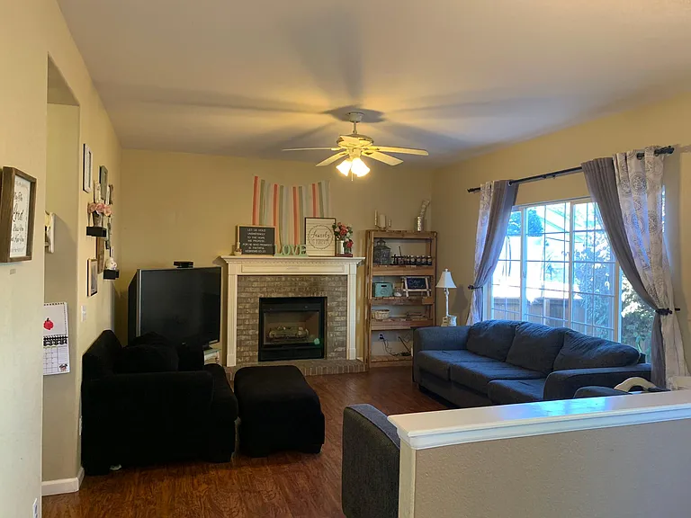 9639 Sun Meadow St — Photo 13