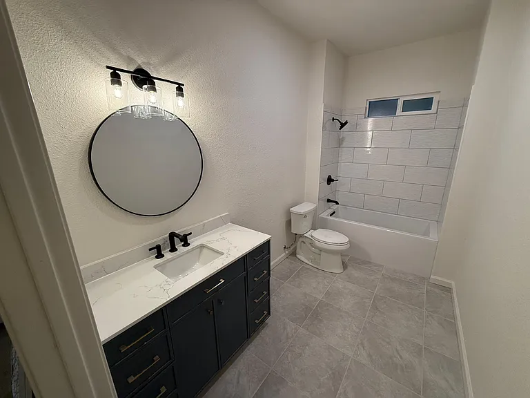 1405 F St — Photo 7