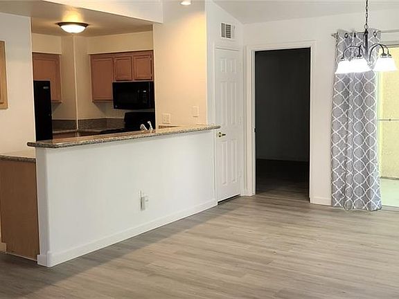2nd image of 2251 Wigwam Pkwy APT 927