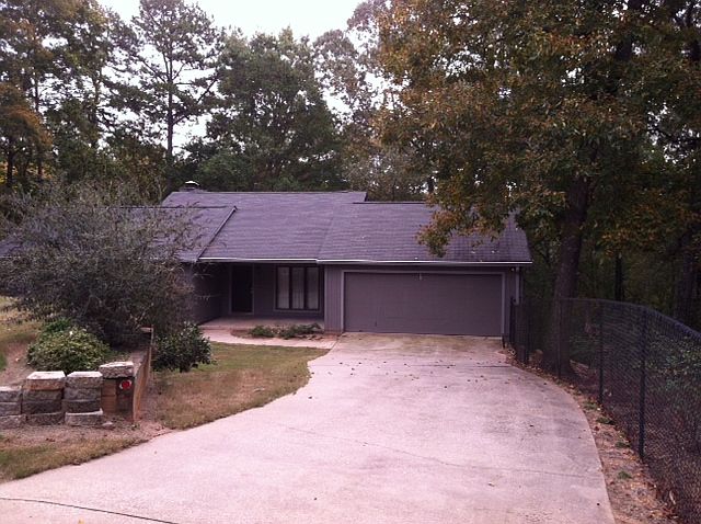 Exterior 1