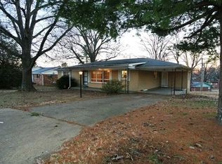 1406 Big Bend Rd, Poplar Bluff, MO 63901