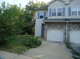 7 Kent Ct, Lawrence Township, NJ 08648