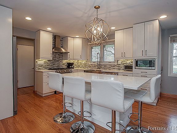 2nd image of 279 Scott Ave