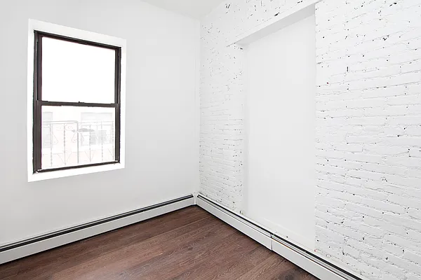 Rented by R New York | media 7