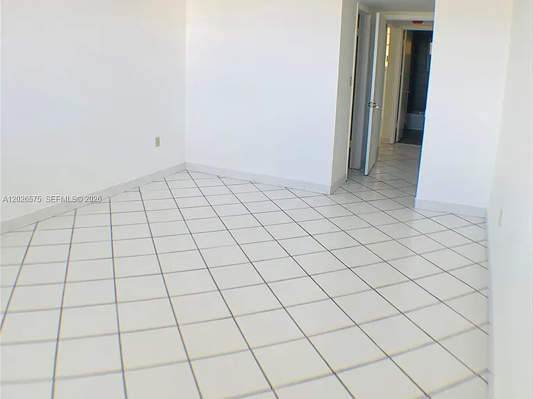 12590 NE 16th Ave #610 — Photo 13