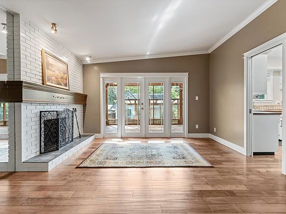 4th image of 34282 Cedar Ave