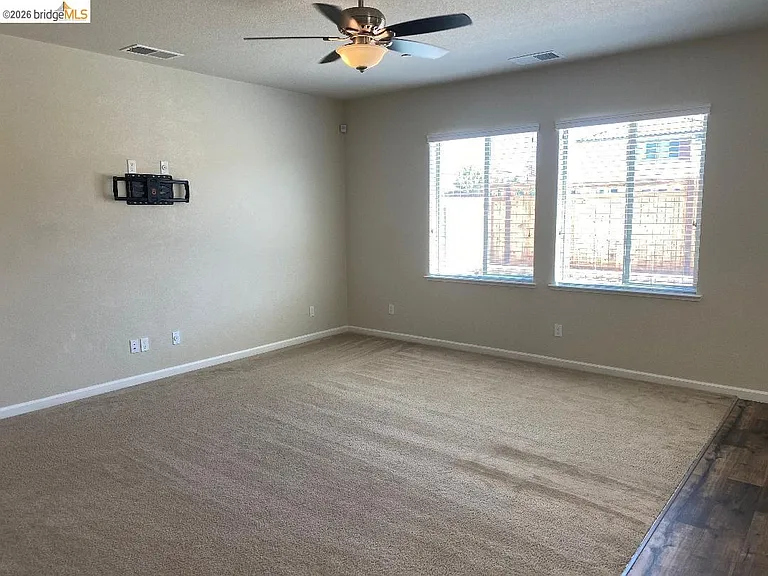 3636 Landmark Cir — Photo 3