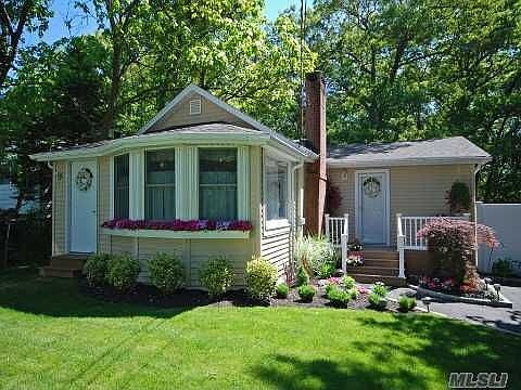 2nd image of 9 Graham Pl