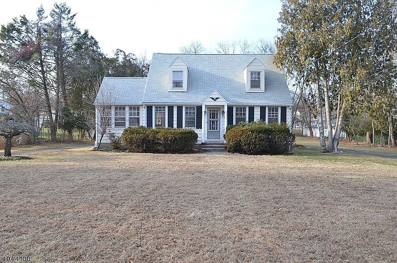Front view circular driveway