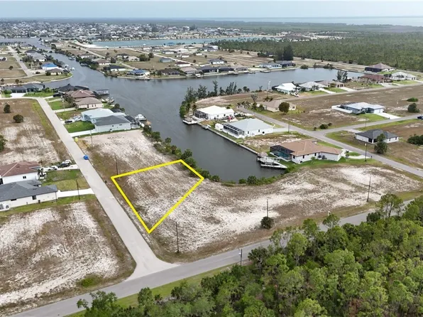 4016 NW 42nd Pl, Cape Coral, FL 33993